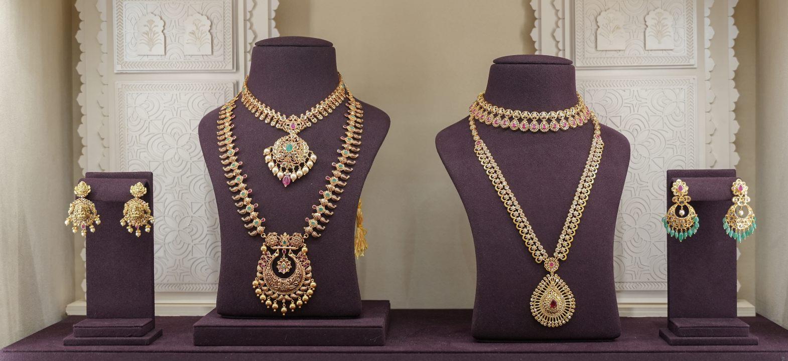 Bridal Sets & Bridesmaid Jewelry Sets - A Complete Bridal Look